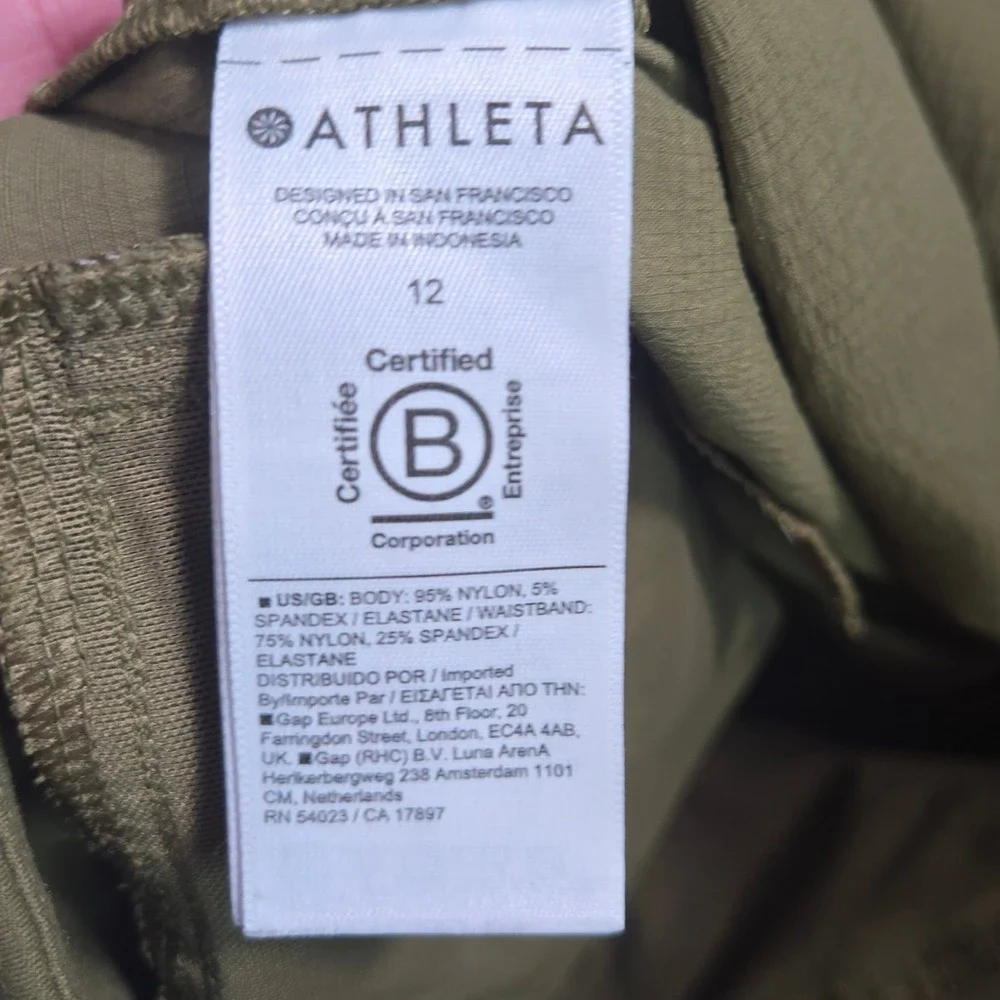 Athleta Women Green Cargo Pocket Zip Hiking Athletic Casual Shorts Size 12